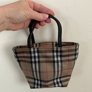 Adorable Authentic Burberry Nylon and Leather mini bag